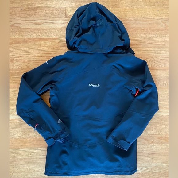 Columbia Sportswear Titanium Women’s Ski Jacket Size M - Picture 2 of 2